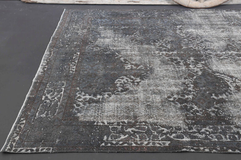 Gray Ethnic Vintage Distressed Anatolian Area Rug