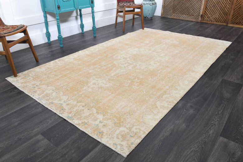 Neutral Vintage Oriental Anatolian Rug