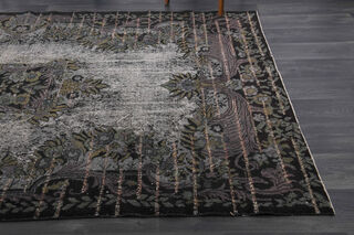 Black Relief - Vintage Area Anatolian Rug - Thumbnail
