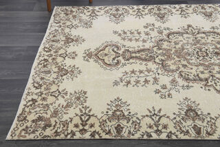 Vintage Turkish Oriental Area Anatolian Rug - Thumbnail