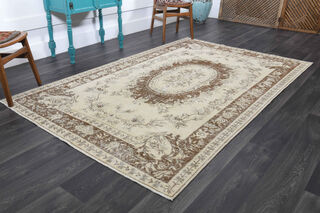 Vintage Oriental Area Rug - Thumbnail