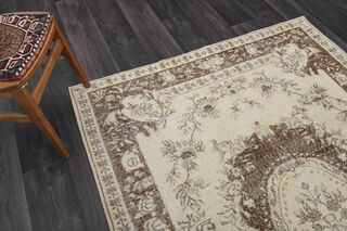 Vintage Oriental Area Rug - Thumbnail