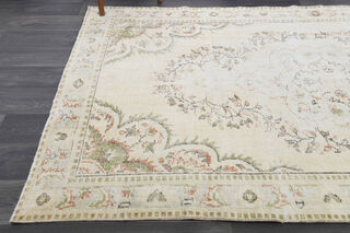 Vintage Beige Area Rug - Thumbnail