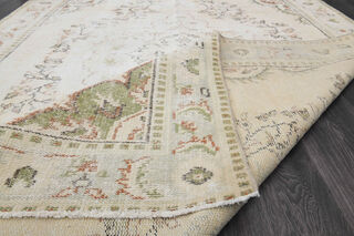 Vintage Beige Area Rug - Thumbnail