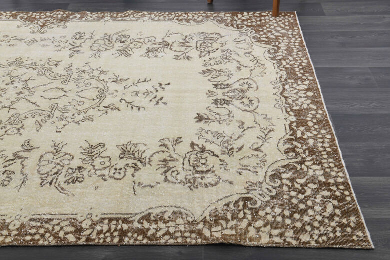 Vintage Oushak Area Rug