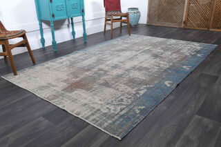 Distresse Vintage Area Rug - Thumbnail