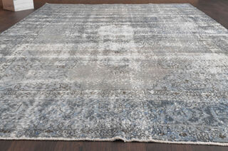 Antique Farmhouse Decor Area Rug - Thumbnail