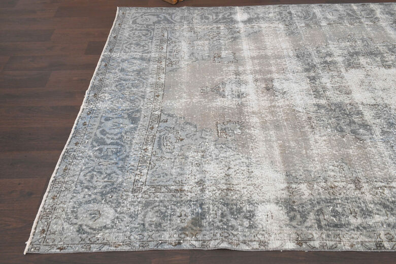 Antique Farmhouse Decor Area Rug