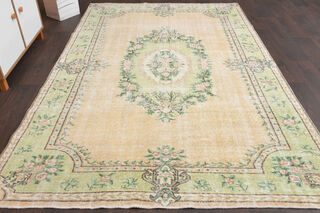 6x9 feet - Medallion Vintage Area Rug - Thumbnail