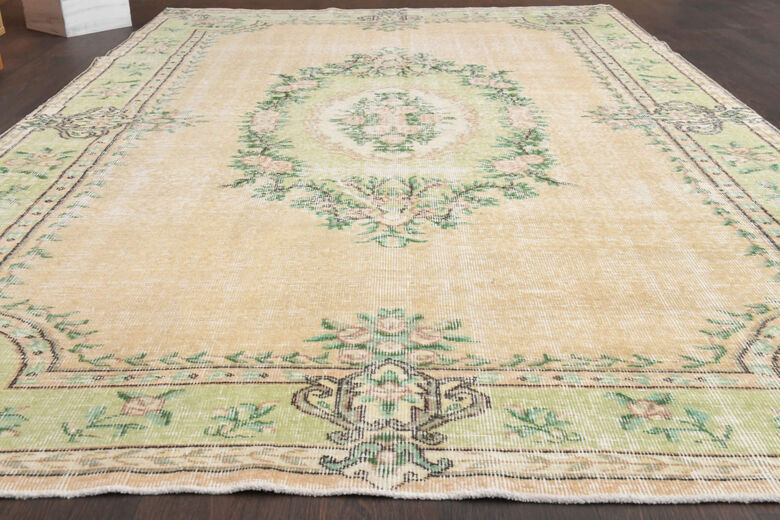 6x9 feet - Medallion Vintage Area Rug