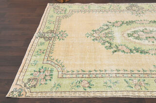 6x9 feet - Medallion Vintage Area Rug - Thumbnail