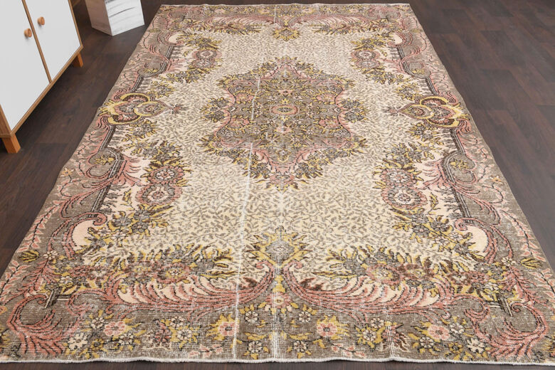Secret Ottoman Gardens - Vintage Area Anatolian Rugs