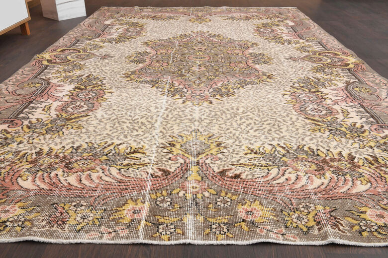 Secret Ottoman Gardens - Vintage Area Anatolian Rugs