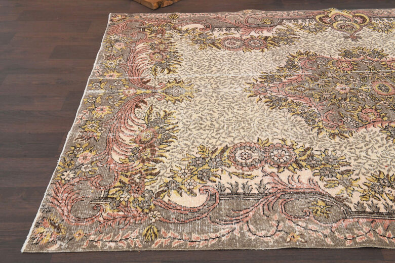 Secret Ottoman Gardens - Vintage Area Anatolian Rugs