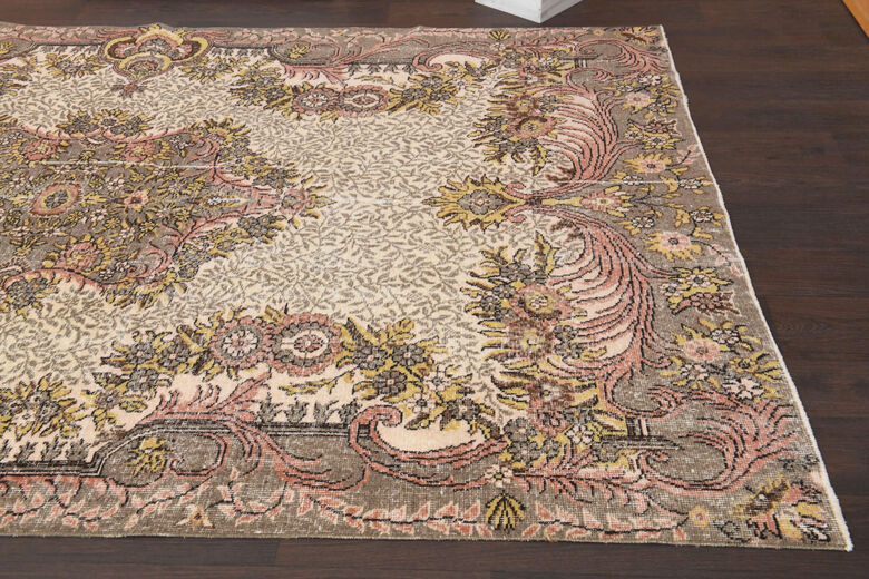 Secret Ottoman Gardens - Vintage Area Anatolian Rugs