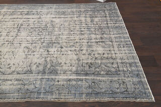 Vintage Distressed Area Rug - Thumbnail