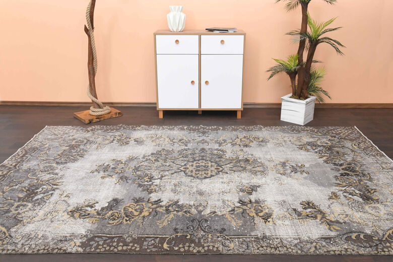 Distressed Oriental Vintage Area Rug