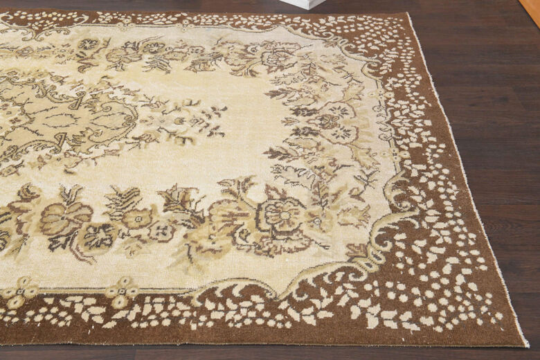 Vintage Oriental Area Rug