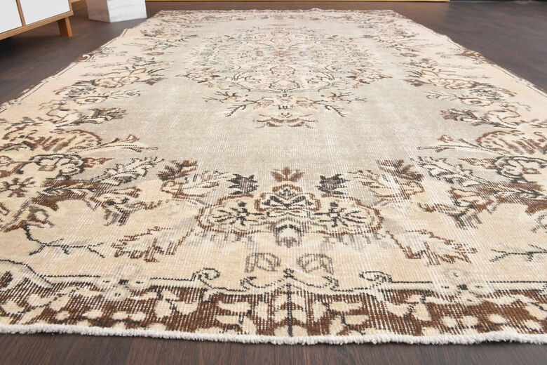 Vintage Oriental Area Rug