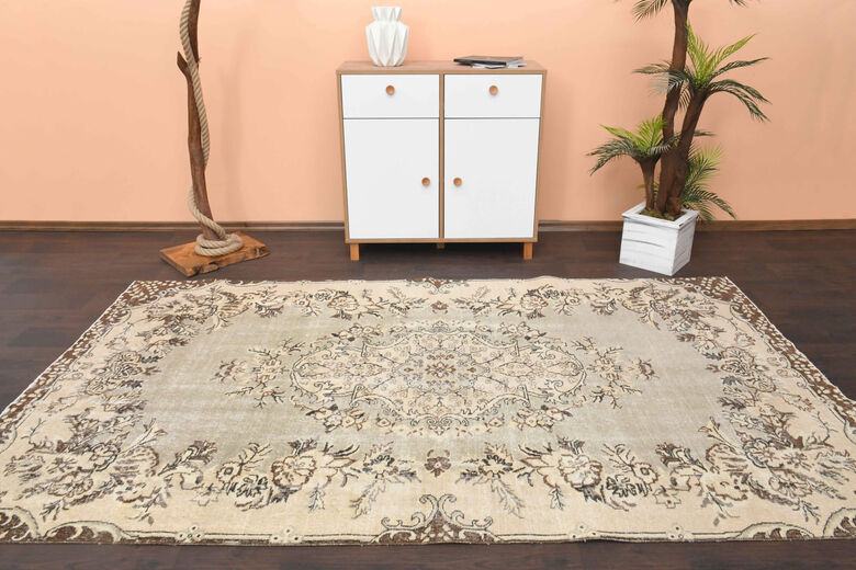 Vintage Oriental Area Rug