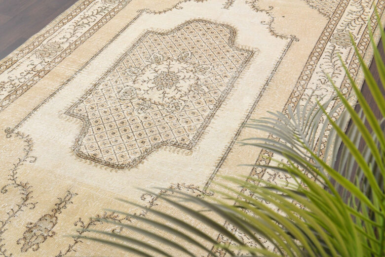 Original Oushak Area Rug