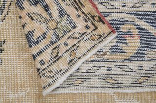 Mid 20th Century Antique Wool Rug - Thumbnail