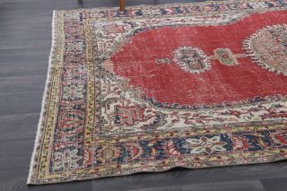 Oriental Vintage Area Rug - Thumbnail