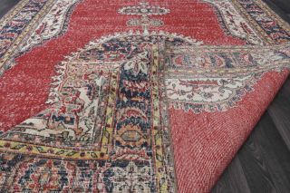 Oriental Vintage Area Rug - Thumbnail