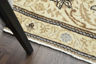 Neutral Persian Vintage Carpet - Thumbnail