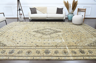 Neutral Persian Vintage Carpet - Thumbnail