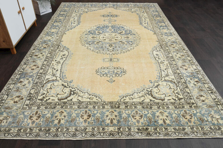 Medallion Oriental Vintage Rug