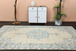 Vintage Oversized Area Rug - Thumbnail