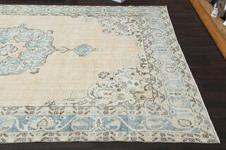 Vintage Oversized Area Rug - Thumbnail