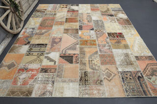 Vintage Oversized Area Rug - Thumbnail