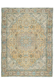 Vintage Oversized Area Rug - Thumbnail