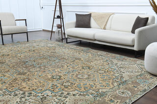 Vintage Oversized Area Rug - Thumbnail