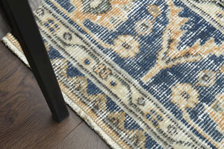 Vintage Oversized Area Rug - Thumbnail