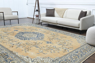 Vintage Oversized Area Rug - Thumbnail