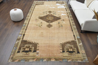 Vintage Oversized Area Rug - Thumbnail