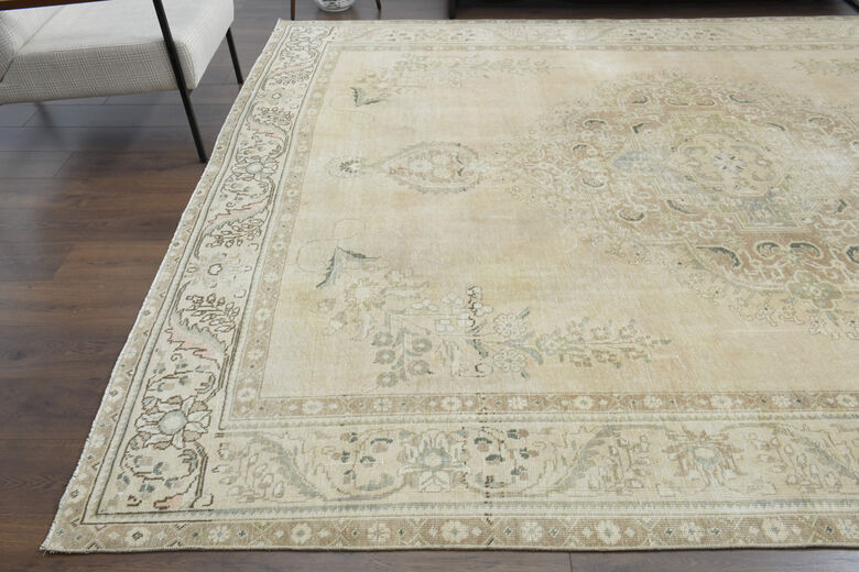 Neutral Oversized Area Rug