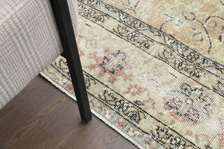 Vintage Oversized Area Rug - Thumbnail