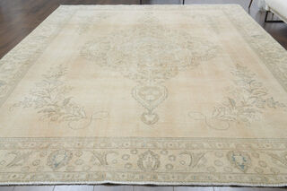 Vintage Oversized Area Rug - Thumbnail