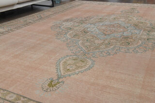 Vintage Oversized Area Rug - Thumbnail