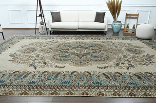 Vintage Oversized Area Anatolian Rug - Thumbnail