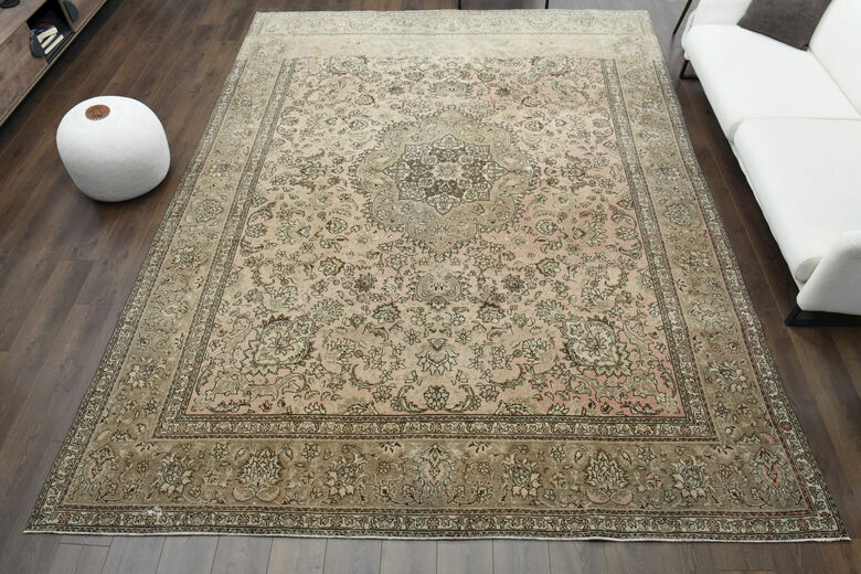 Oversize Oriental Turkish Rug