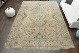 Vintage Oversized Area Rug - Thumbnail