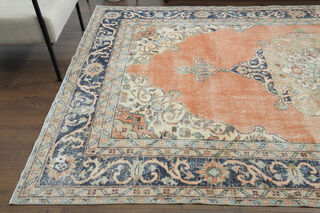 Vintage Oriental Area Rug - Thumbnail