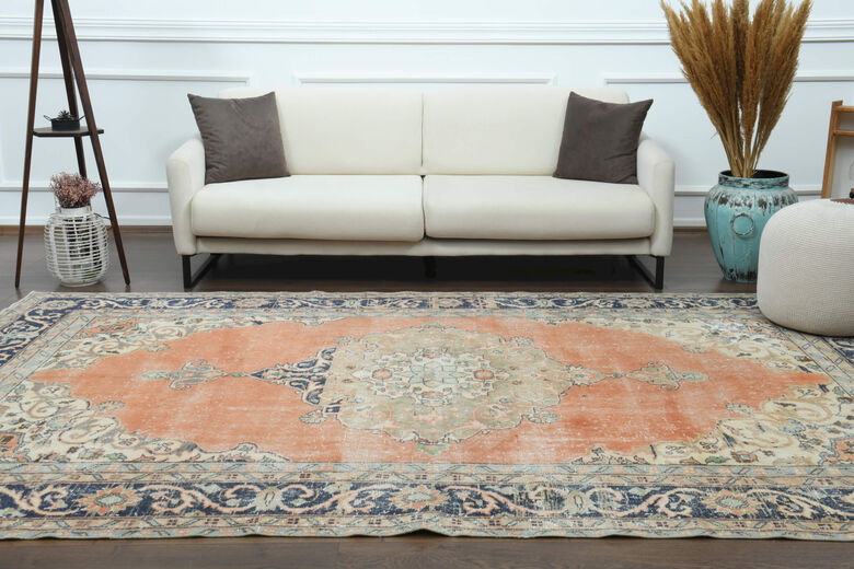 Vintage Oriental Area Rug