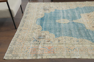 Vintage Area Rug - Thumbnail