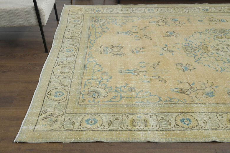 7x11 Vintage Oversize Rug